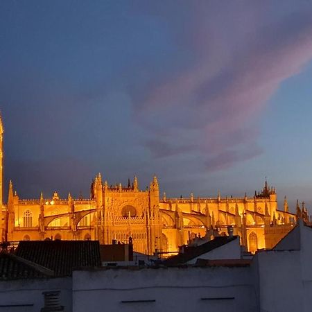 Encantador Apartamento En El Corazon De Sevilla Екстер'єр фото